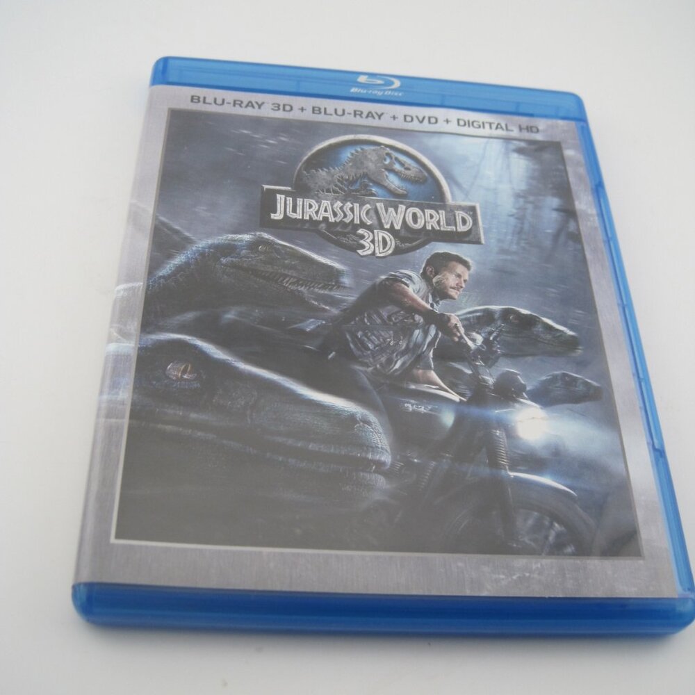Jurassic World (Blu-ray & DVD) (widescreen) (Universal Pictures) (PG-13) (2014)